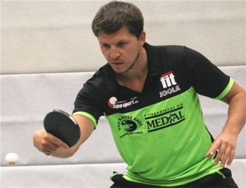 Wolfgang Hundhammer (Abteilungsleiter SB DJK Rosenheim): „Wir konnten in den Ferien unter den Hygieneauflagen sogar zweimal trainieren. Ein bisschen schade finde ich es, dass keine Doppel gespielt werden.“ Fotos Erlich