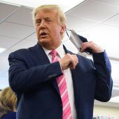 Trump sagt: „Habe für einen Typen namens Trump gestimmt“
