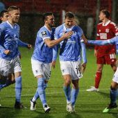 Mit Derbysieg zurück an die Spitze