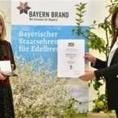 Staatsehrenpreis für Hofbrennerei