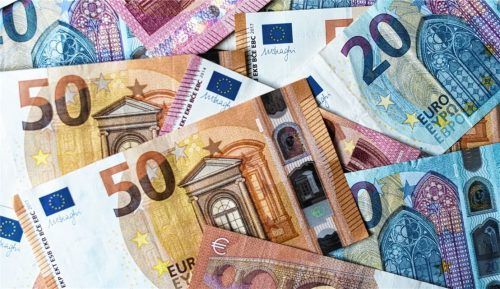 Beim Geld hört der Spaß auf: Beim CSU-Ortsverband Stephanskirchen wird seit April wegen der Wahlkampfkosten und deren Abrechnung gestritten. Foto DPA