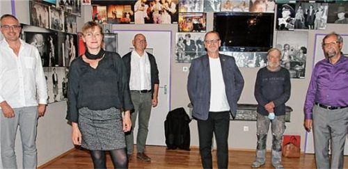 Der gewählte Vorstand: (von links) Beisitzer Ulrich Schäfert, Vorsitzende Andrea Hailer, Schatzmeister Helmut Franke, Zweiter Vorsitzender Reinhart Knirsch, Beisitzer Klaus Paschke und Schriftführer Wolfgang Kopf, nicht auf dem Bild Beisitzerin Monika Hauser-Mair.Foto Matovina