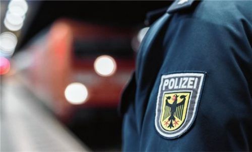 Die Bundespolizei hat am Freitag einen 23-jährigen Polen ins Gefängnis gebracht, weil er mehrfach ohne Fahrschein unterwegs gewesen ist, die Geldstrafen aber nicht bezahlen konnte. Foto Bundespolizei