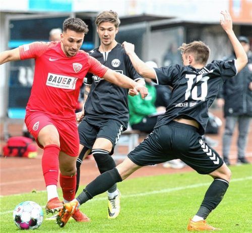 Samed Bahar erzielte in der 85. Minute die Buchbacher 2:1-Führung. Foto Michael Buchholz