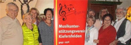 Die Mitglieder des Musikunterstützungsvereins stehen immer mit Rat und Tat zur Seite. Foto Hoffmann