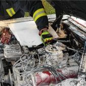 Ford Thunderbird geht in Flammen auf