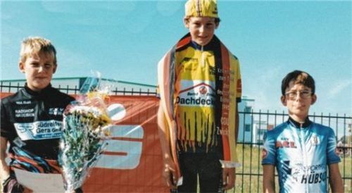 Ganz oben am Tag der Deutschen Einheit: Marcus Burghardt 1995 als Sieger eines Rennens zur Feier des 3. Oktober in Zwickau. Foto privat
