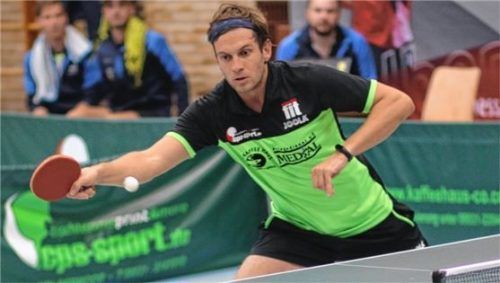 Patrick Mayer sorgte für den 4:2-Zwischenstand und gewann auch das abschließende Einzel zum 8:4-Sieg.Foto Erlich