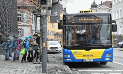 Schwierige Situation: Die Zahlen im Rosenheimer Stadtverkehr sind durch die Verschärfung des Corona-Geschehens in den vergangenen Wochen auf zuletzt 13 Prozent des früheren Passagieraufkommens zurückgegangen. Foto Schlecker