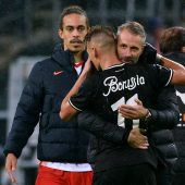 Was ist der wahre Gipfel der Liga? Warum punkten die auf einmal? Sollen Profis gegen ihren Besitzer spielen?