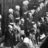 Die Nazis und ihr jüdischer Bewacher