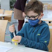 Corona-Tests: Schule erprobt die Spuckmethode