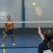 Regierung verbietet Hallensport