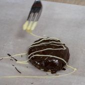 Bunter Plätzchenteller und Kokoslebkuchen