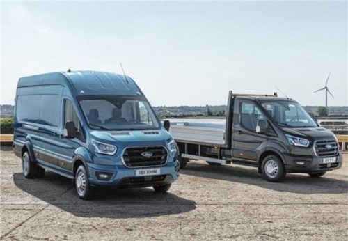 Als Kastenwagen oder Fahrgestell mit Kabine zu haben: der Ford Transit Fünf-Tonner. Foto Auto-Medienportal.Net/Ford