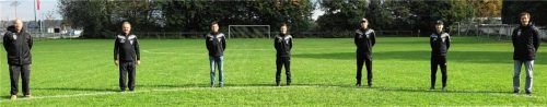 Der neue Vorstand der Fortuna Rosenheim: (von links) Zweiter Vorsitzender Gunnar Schaper, Beisitzer Franz Dengler, Kassier Ludwig Altenweger, Vorsitzender Michael Obermeier, Technischer Leiter Constantin Schlegel, Schriftführer Tim Nowak und Beisitzer Marco Rakowski.Foto re