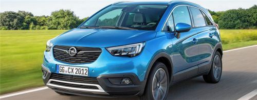 Der Opel Crossland X punktet mit angenehmem Zustieg sowie großzügigem Raumangebot, zum Beispiel für den Kinderwagen des Enkels. Foto Auto-Medienportal.Net/Opel