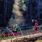 Mountainbiker (15) stürzt am Heuberg