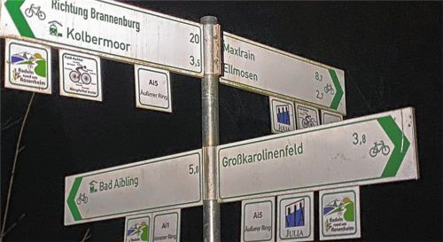 Für Abwechslung bei der Streckenwahl ist gesorgt. Diesmal ging es zuerst in Richtung Großkarolinenfeld. Foto  Artmeier