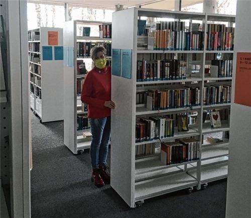 Jetzt im Lockdown-Light hat die Bücherei der Stadt weiterhin geöffnet. Nur das Lesecafé musste geschlossen werden.Foto  weinzierl