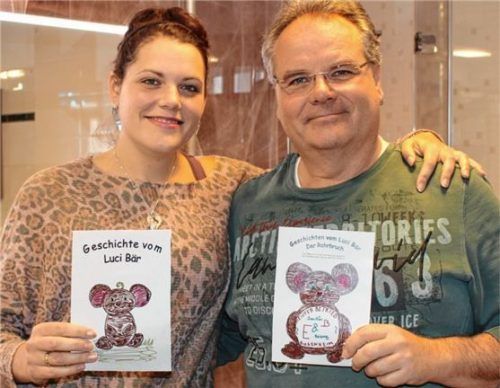 Tanja Engelhardt zeichnete und schrieb die Geschichten vom Luci Bär, in denen Vater Erich Engelhardt als „ErichEule“ wichtige Rollen spielt.Foto  Nusser