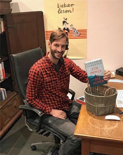 Von der Online-Beratung in den Warenkorb: Johann Struck hofft, dass sein neues Konzept auch bei der Jury des Deutschen Buchhandlungspreises Anklang findet.Foto Sautter