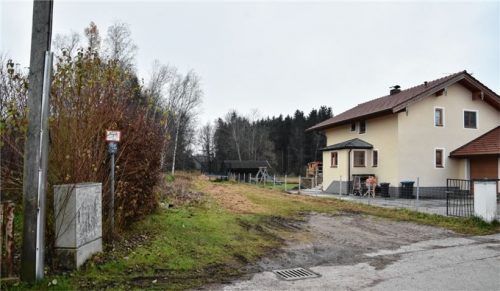 Weitere Gebäude an der Filze lehnt der Stephanskirchener Gemeinderat mittlerweile ab, auch wenn es den Räten für den einzelnen Bauwerber leid tut. Foto Schlecker