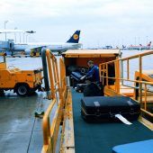 1500 Flughafen-Mitarbeiter sollen gehen