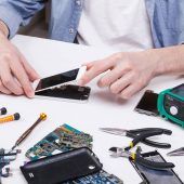 Handy-Reparatur für Laien fast unmöglich