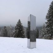 Metall-Stele wieder verschwunden