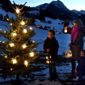 Der Christbaum leuchtet heuer früher
