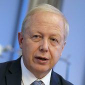 Sender drohen mit Programm-Einschnitten