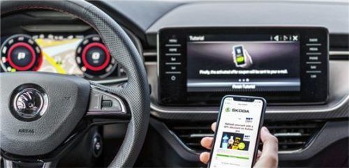 App und Infotainmentsystem liefern auf den Fahrer zugeschnittene Sonderrabatte. Foto ampnet/Skoda