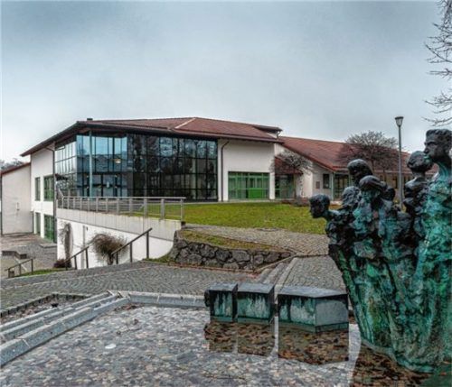 Die Mittagsbetreuung der Schulkinder soll nach dem Willen der Gemeinderäte möglichst auch in der Schule stattfinden. Foto Thomae