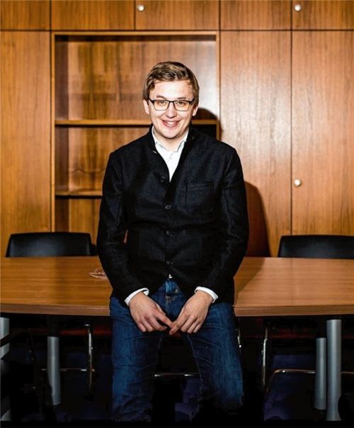 Er blickt positiv in die Zukunft: Neubeuerns Bürgermeister Christoph Schneider. Foto Malik