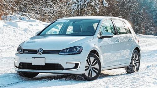 Im Winter brauchen E-Autos mehr Energie. Foto Shutterstock/Olexandr Panchenko