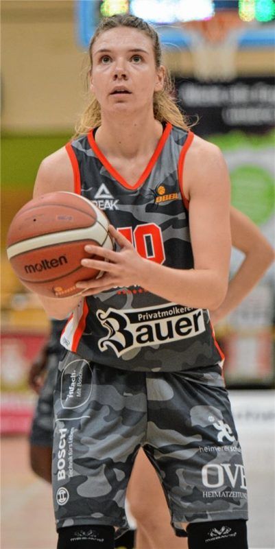 Volle Konzentration bei Elisa Hebecker auf das Heimspiel am Mittwoch gegen Osnabrück. Foto  Hörndl
