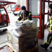 Hilfstransport für Erdbebenopfer