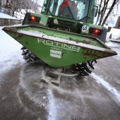 Viele Unfälle wegen Schnee und Glatteis in Bayern