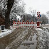 Unfallgefahr: Fußweg weiterhin gesperrt