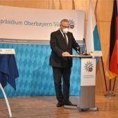 Gelten Vorschriften nur für „normale“ Leute?