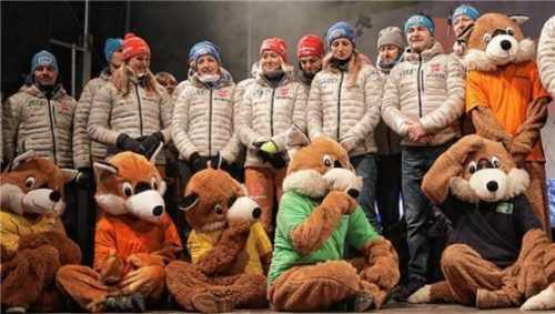 Die Beppos, Ruhpoldings Biathlon-Maskottchen, konnten heuer nicht vor Publikum auftreten.Foto Weitz
