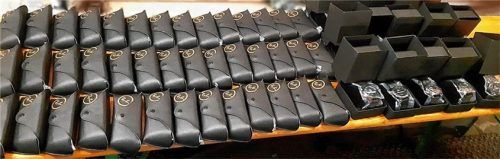 Die gefälschten Uhren und Sonnenbrillen stellte die Bundespolizei sicher. Foto Bundespolizei