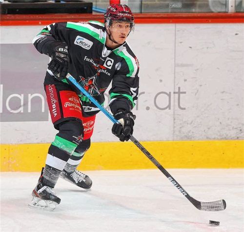 Ein kontrollierter Spielaufbau und das Zustellen der Räume dürften für Florian Krumpe und die Starbulls am Wochenende von besonderer Bedeutung sein.Foto Butzhammer