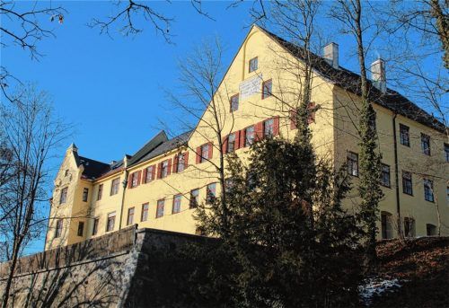 Schon länger aus dem Rennen: Das Amtsgerichtsgebäude in Bad Aibling eignet sich nicht als Standort für den Behördensatellit. Foto Hadersbeck