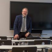 Steile Thesen des Lehrerverbandschefs
