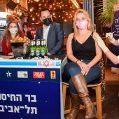 In Israel impfen sie jetzt schon bei Ikea und in Bars