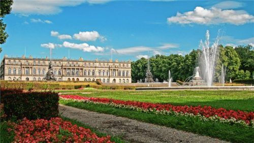 Schloss Herrenchiemsee ist eines der drei König-Ludwig-Schlösser, das auf die Liste der Weltkulturerbestätten gesetzt werden soll.Foto  Berger