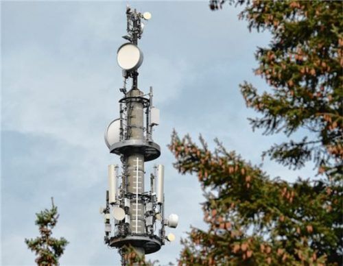 Der neue Standard: Der Ausbau von 5G-Mobilfunkmasten sorgt für Unmut bei der Bürgerinitiativen.Foto dpa