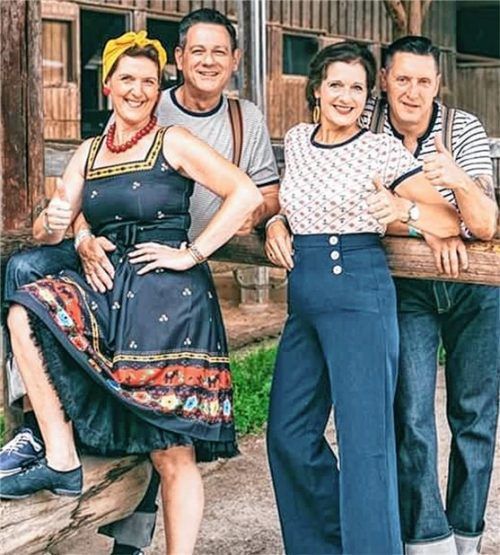 Der Vorstand des Boogie-Sunshine-Clubs: (von links) Tanja Stein, Dritte Vorsitzende und Kassiererin, Vorsitzender Rolf Stein, Schriftführerin Michaela Graef und der stellvertretende Vorsitzende Marius Graef.Foto re